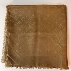 Louis Vuitton Gold Monogram Scarf  143*143cm